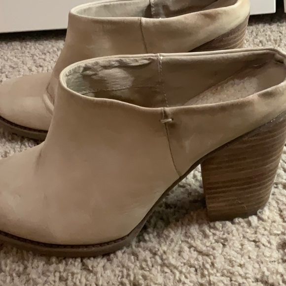 Aldo Mules - Picture 3 of 9